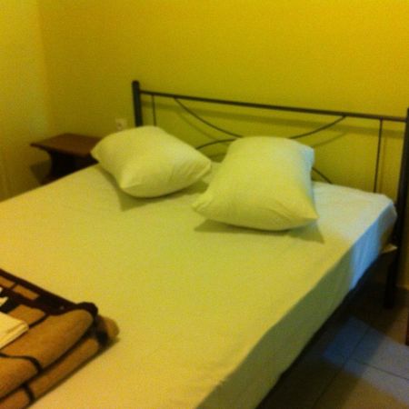 Zeus Hostel Athènes Extérieur photo