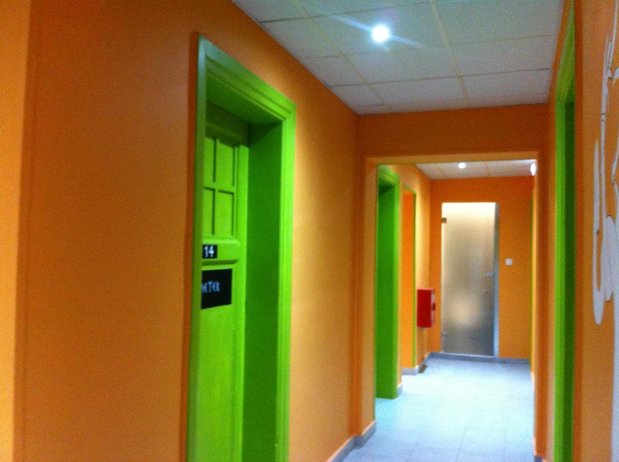 Zeus Hostel Athènes Extérieur photo
